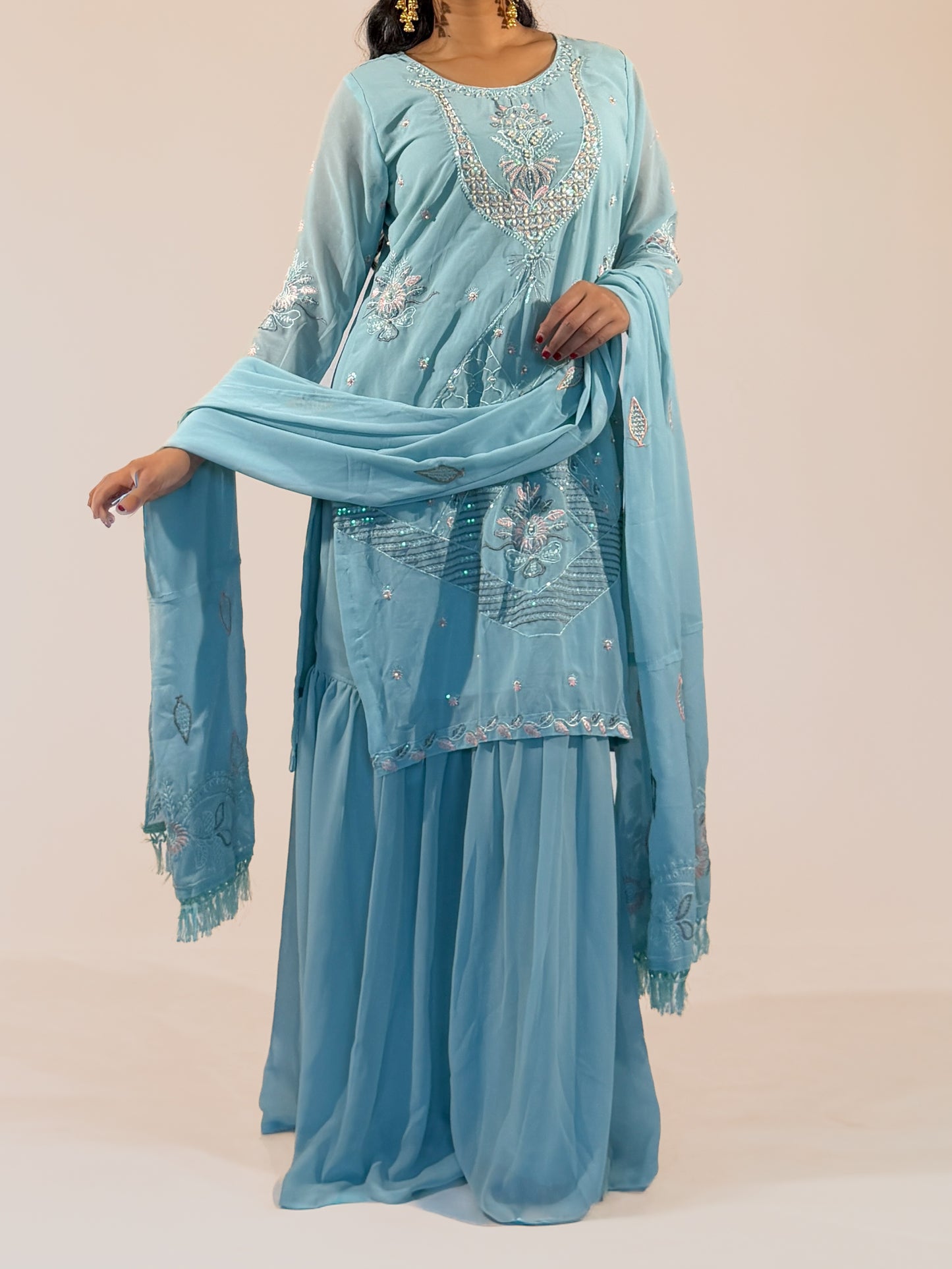 Ariya Salwar Suit