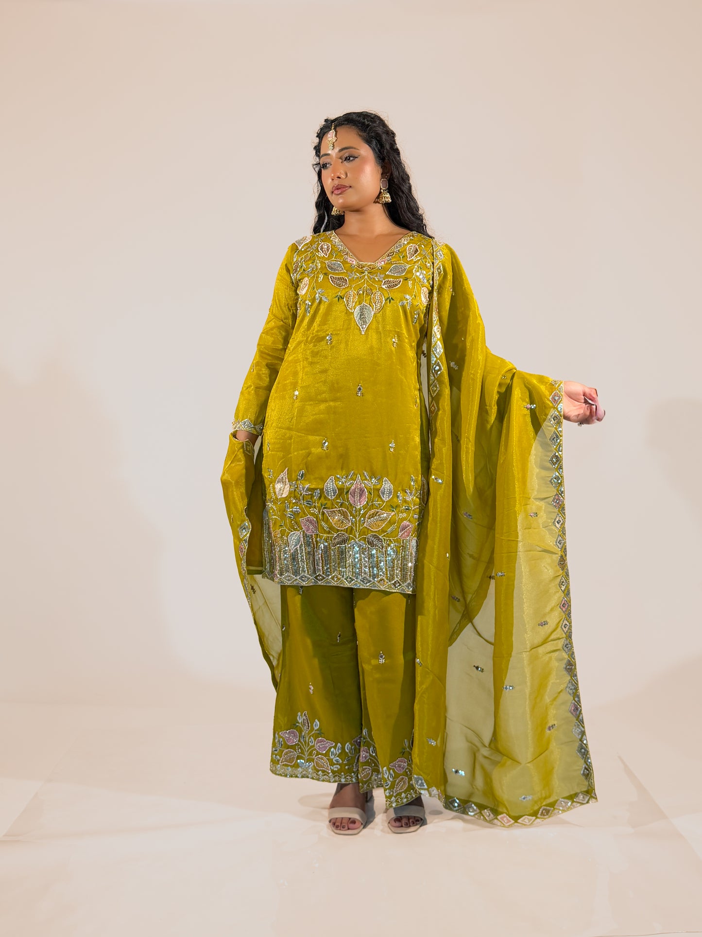 Ira Salwar Suit