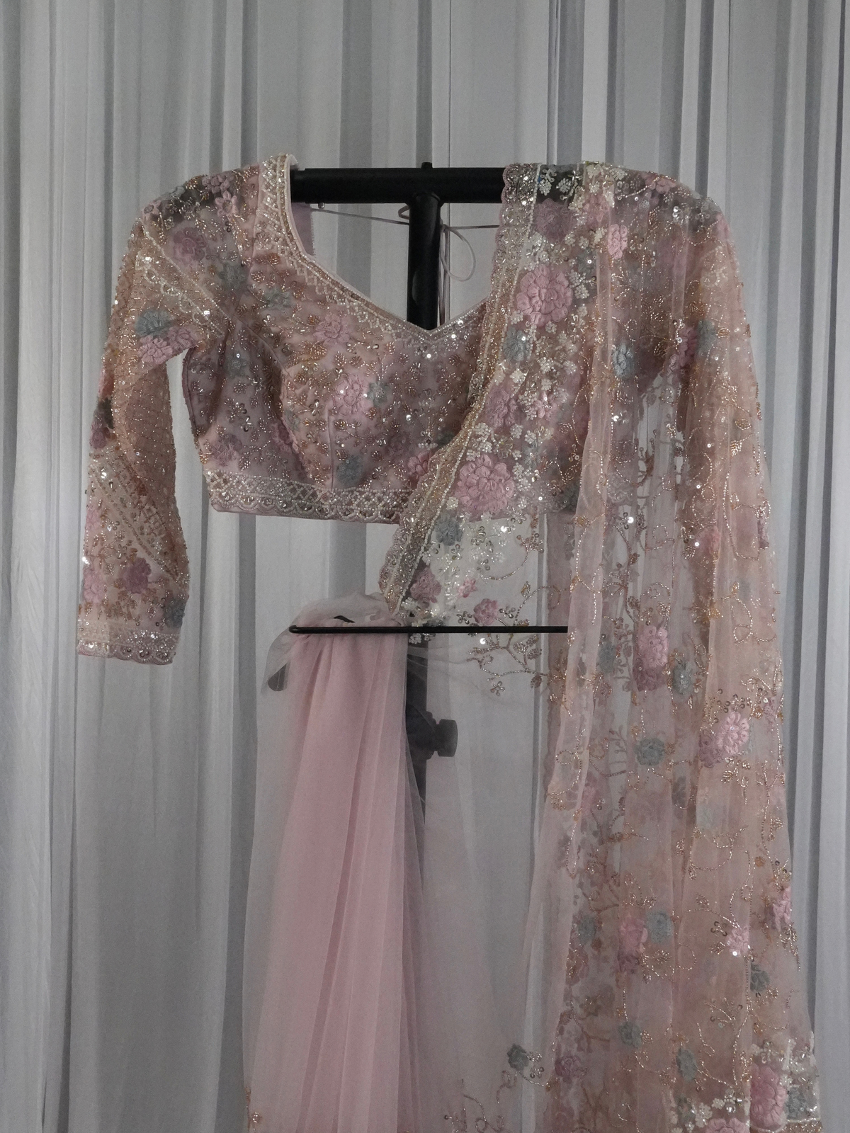 Rosé Bloom Saree