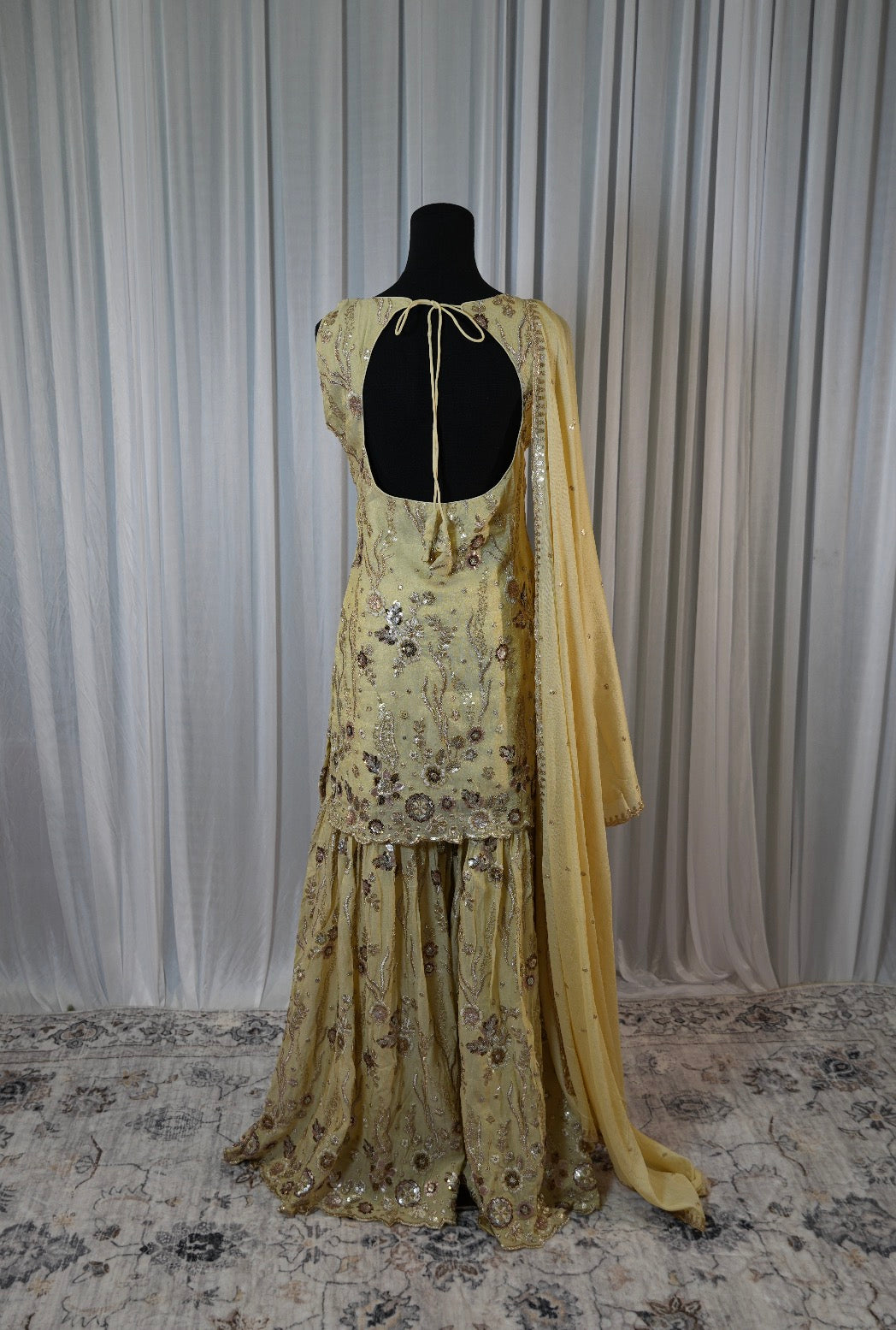 Meher Sharara Set